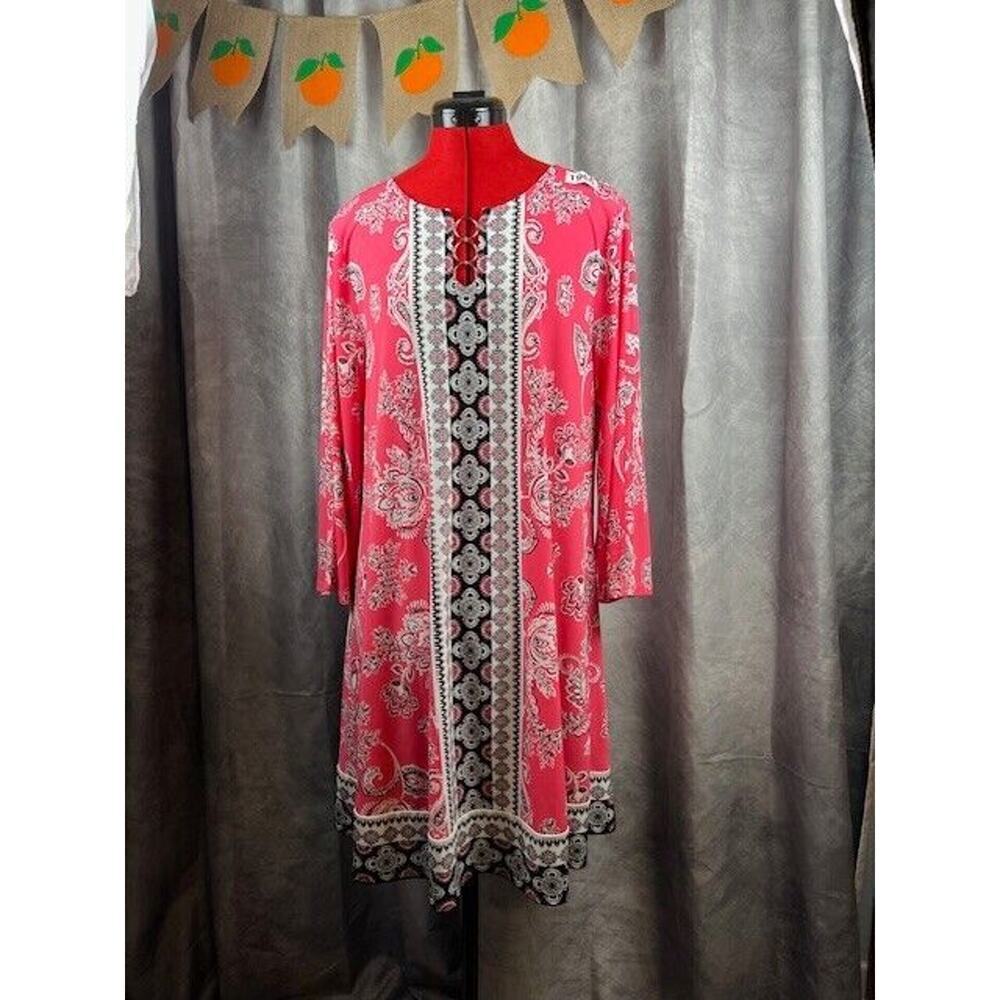 New Directions Women’s Pink Paisley Dress Size Medium - Picture 2 of 7